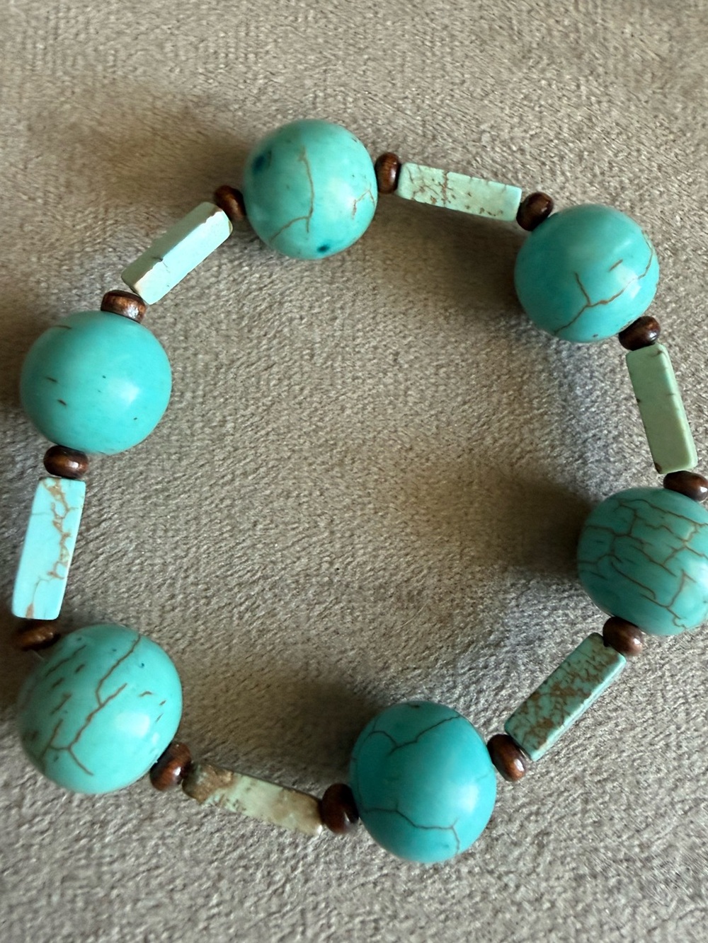 Turquoise Stretch Beaded Bracelet - Blue-Green Stone Design
